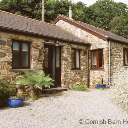The Snug At Cornish Barn Holidays Truro Exterior foto